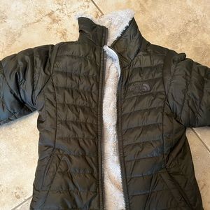 Girls Northface reversible jacket